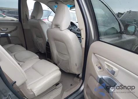 2011 Volvo Xc90 3.2 from USA, damaged, VIN YV4952CZ3B1574519